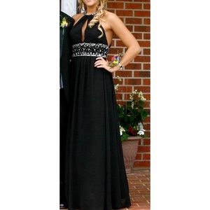 Mori Lee Black prom dress. A-line. Size 11-12